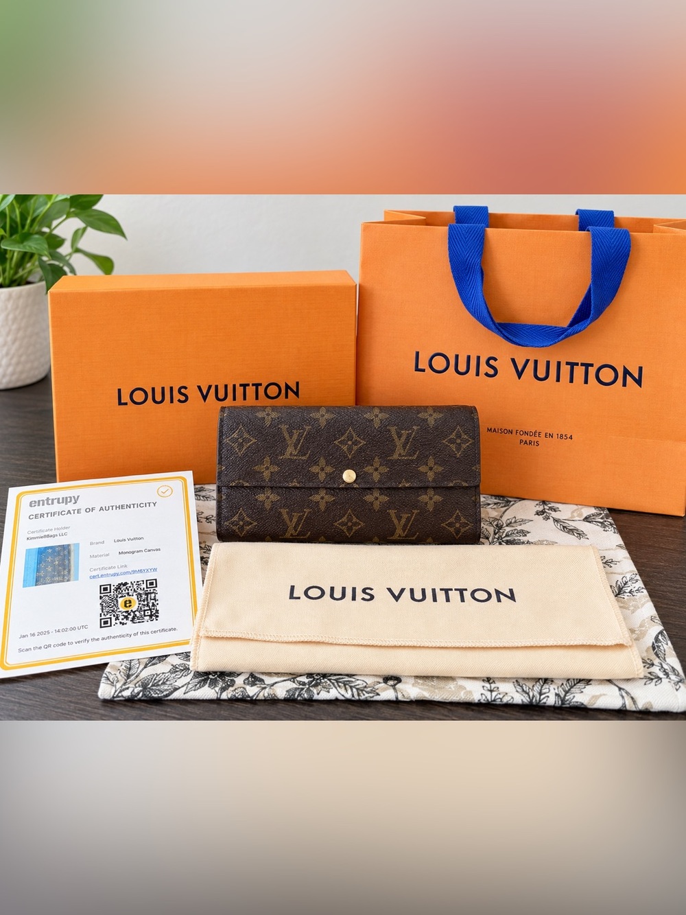 LOUIS VUITTON MONOGRAM WALLET – $375 CAD 🎁🎄